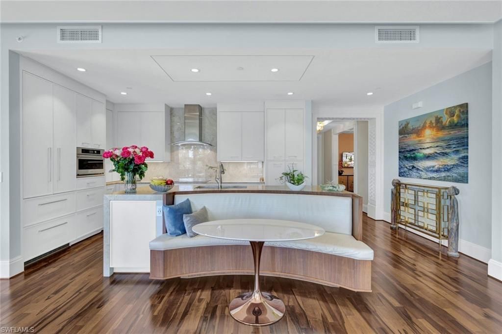 1035 3rd Ave S, Unit 201, Naples, FL 34102 Photo