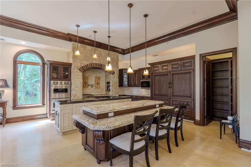 200 S Golf Dr, Naples, FL 34102 Photo