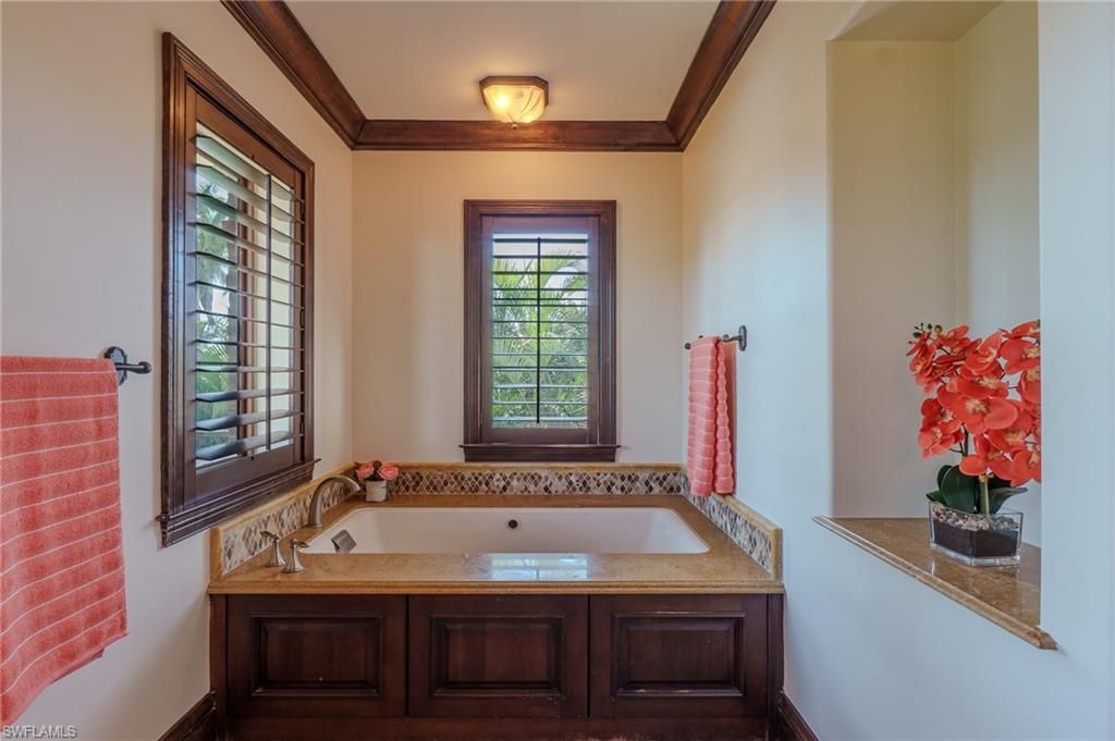 200 S Golf Dr, Naples, FL 34102 Photo
