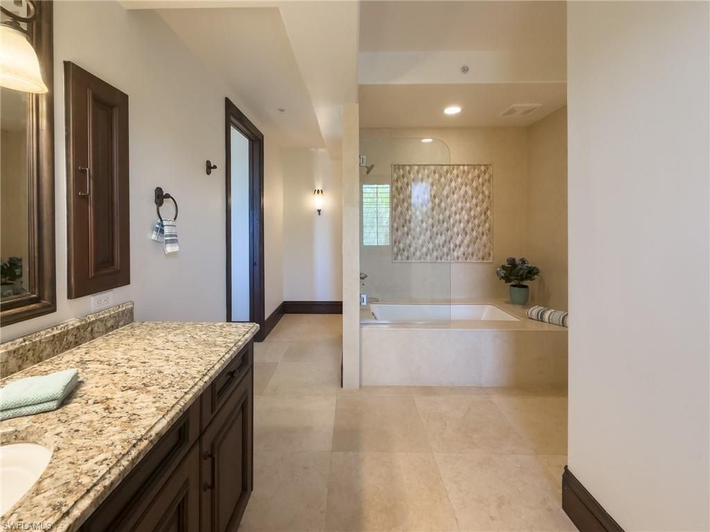 200 S Golf Dr, Naples, FL 34102 Photo
