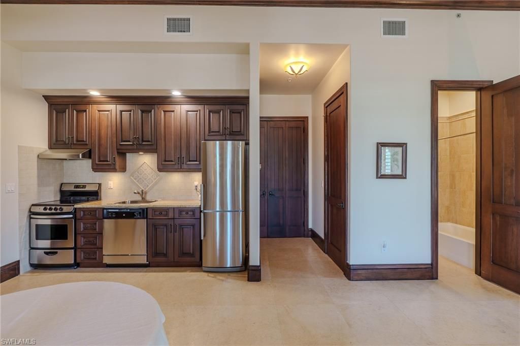 200 S Golf Dr, Naples, FL 34102 Photo