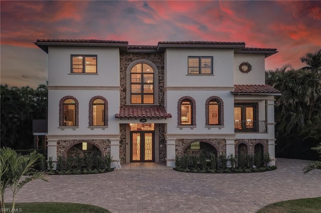 200 S Golf Dr, Naples, FL 34102 Photo