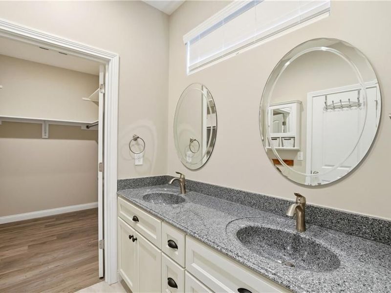 1802 Chapel Woods Drive, Batavia, OH 45103 Photo 23