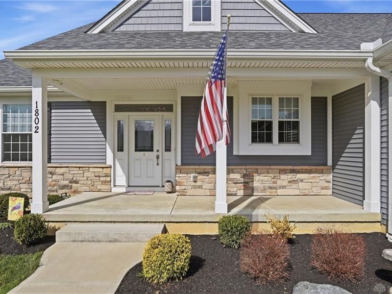 1802 Chapel Woods Drive, Batavia, OH 45103 Photo 6