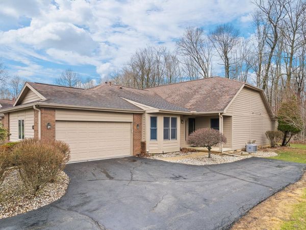 500 Richlyn Drive, Adrian, MI 49221