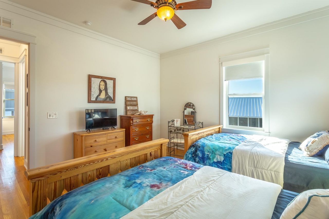 150 Royster Drive , Crawfordville, FL 32327 Photo