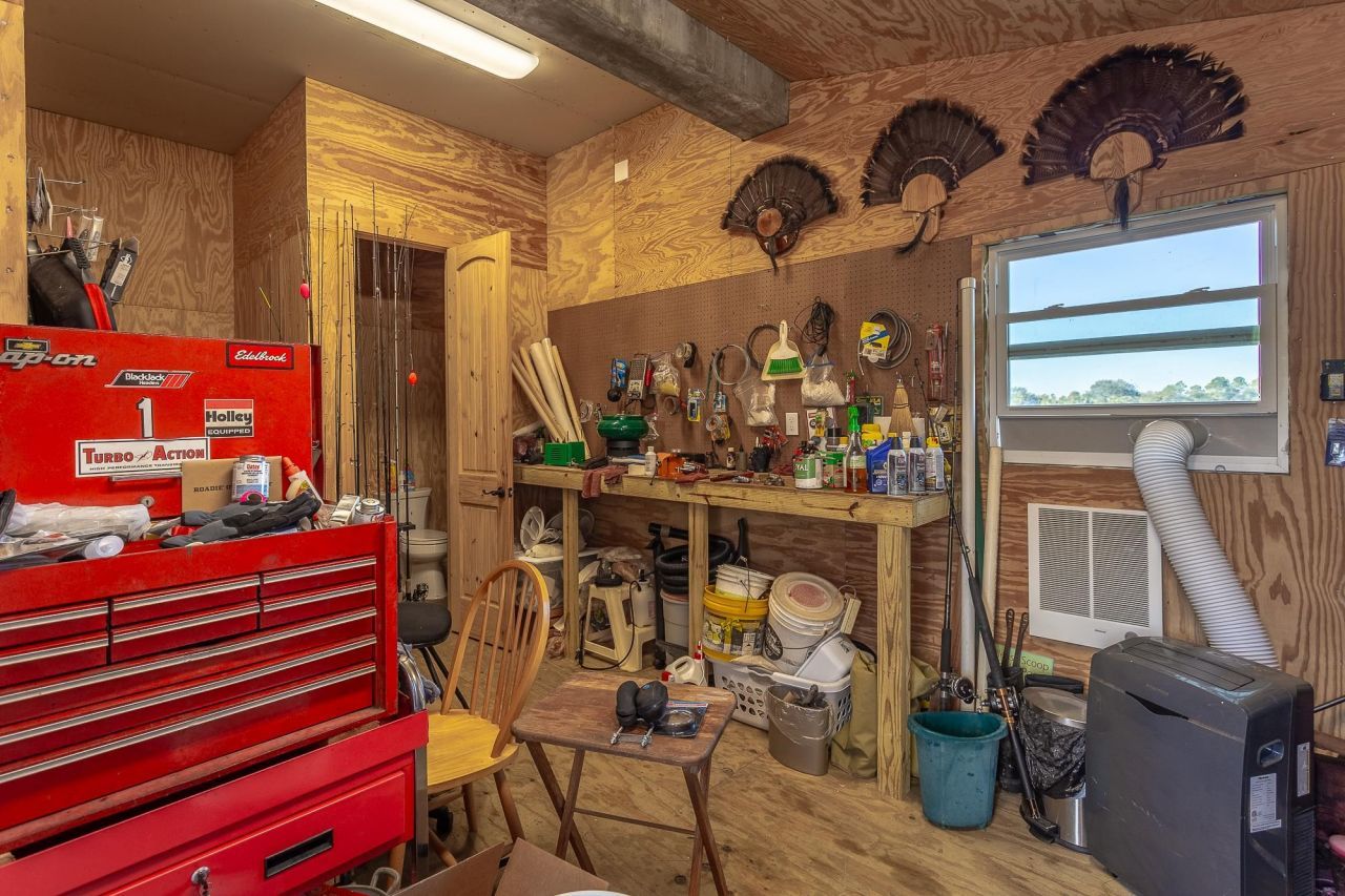 150 Royster Drive , Crawfordville, FL 32327 Photo