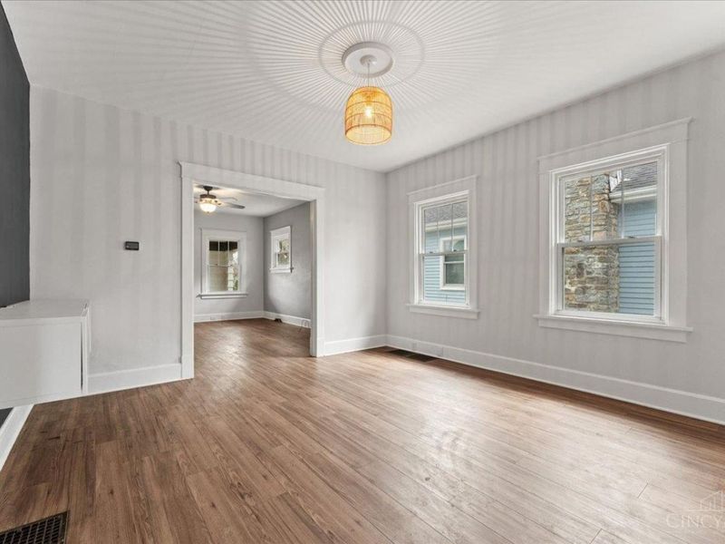 221 Crescent Avenue, Cincinnati, OH 45215 Photo 11