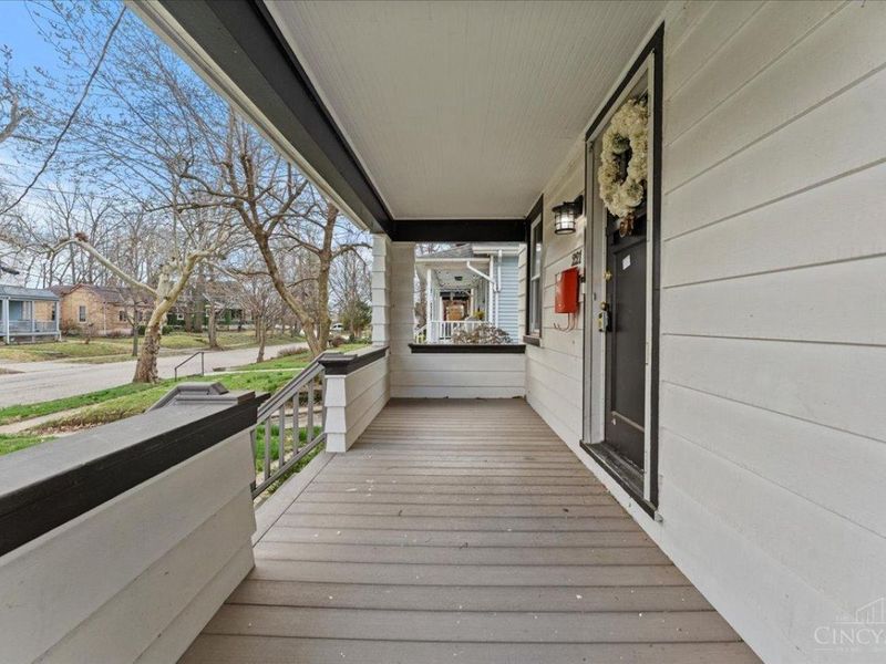 221 Crescent Avenue, Cincinnati, OH 45215 Photo 3