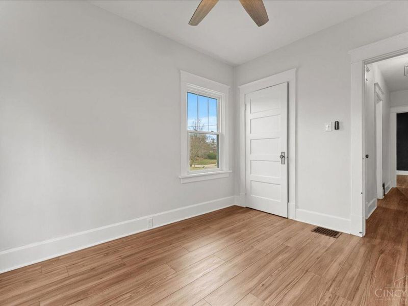 221 Crescent Avenue, Cincinnati, OH 45215 Photo 5