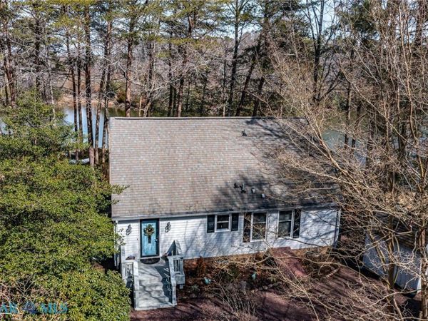 166 Nottingham Drive, Reedville, VA 22539