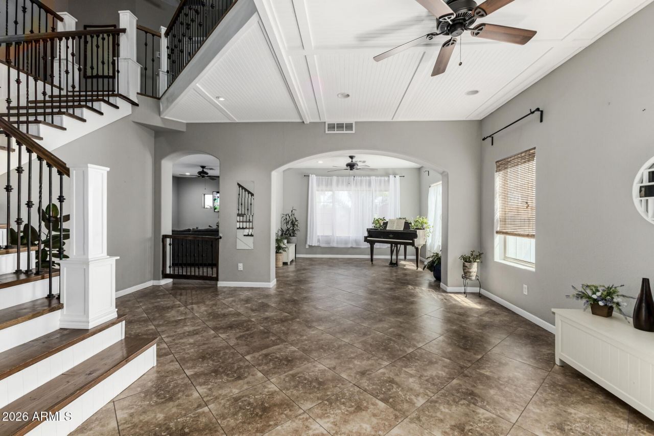 15335 N 159th Drive, Surprise, AZ 85379 Main Photo