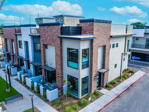 142 E HEARNE Way, Gilbert, AZ 85234