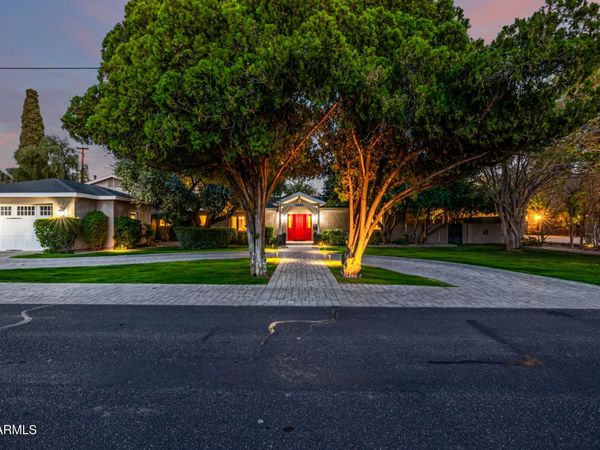 5655 N 4TH Street, Phoenix, AZ 85012