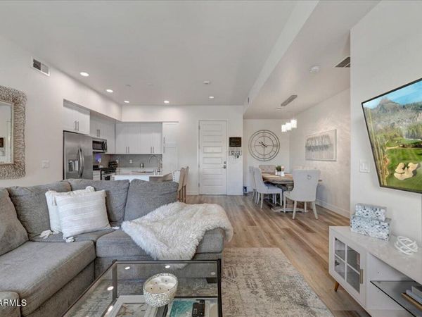 7300 E EARLL Drive, Unit 1013, Scottsdale, AZ 85251