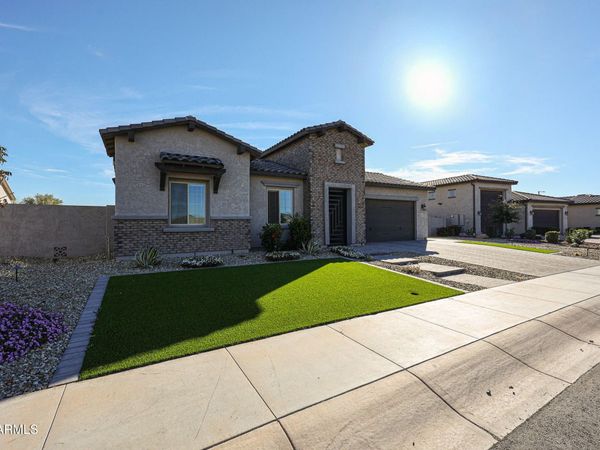 18118 W HIGHLAND Avenue, Goodyear, AZ 85395