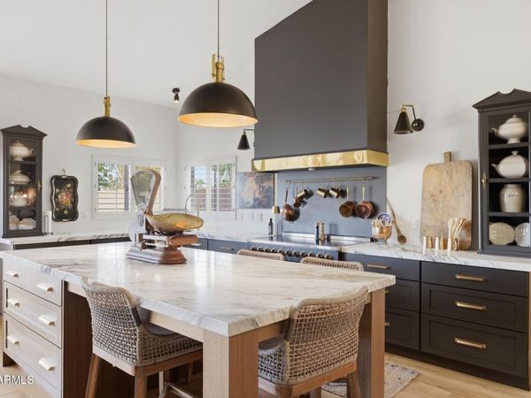 770 S OCEAN Drive, Gilbert, AZ 85233
