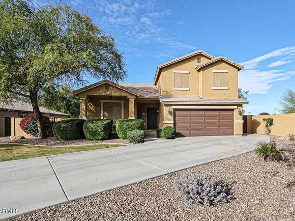 4102 S GOLDFINCH Drive, Gilbert, AZ 85297