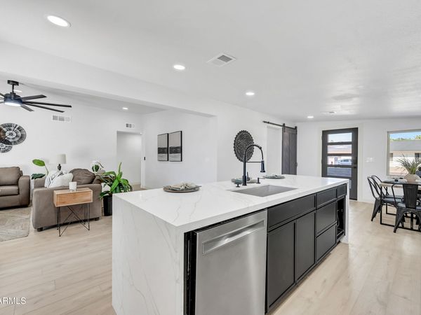 1413 E WESLEYAN Drive, Tempe, AZ 85282