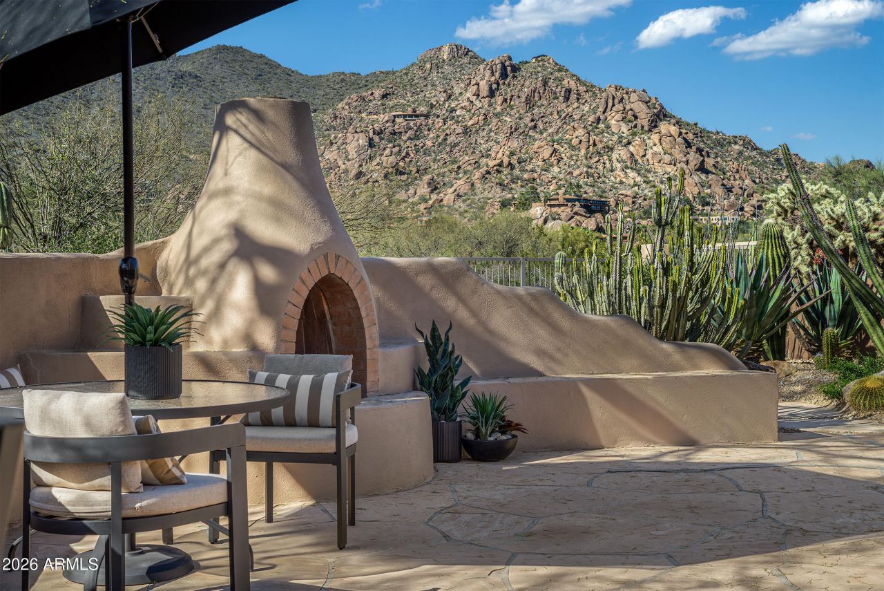 6862 E Nightingale Star Circle, Scottsdale, AZ 85266 Main Photo