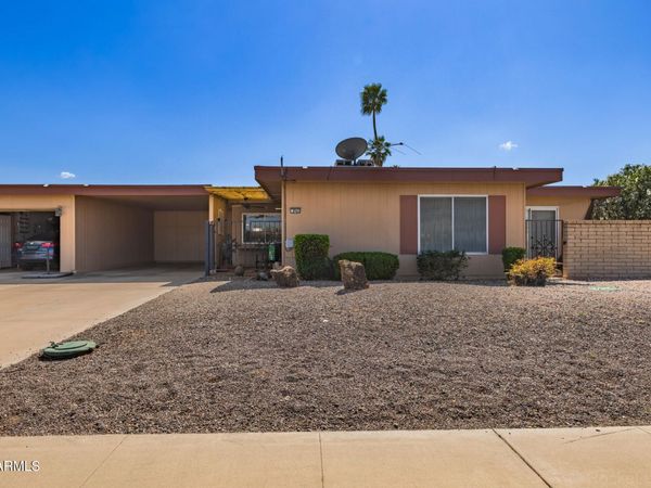 9845 W ROYAL RIDGE Drive, Sun City, AZ 85351