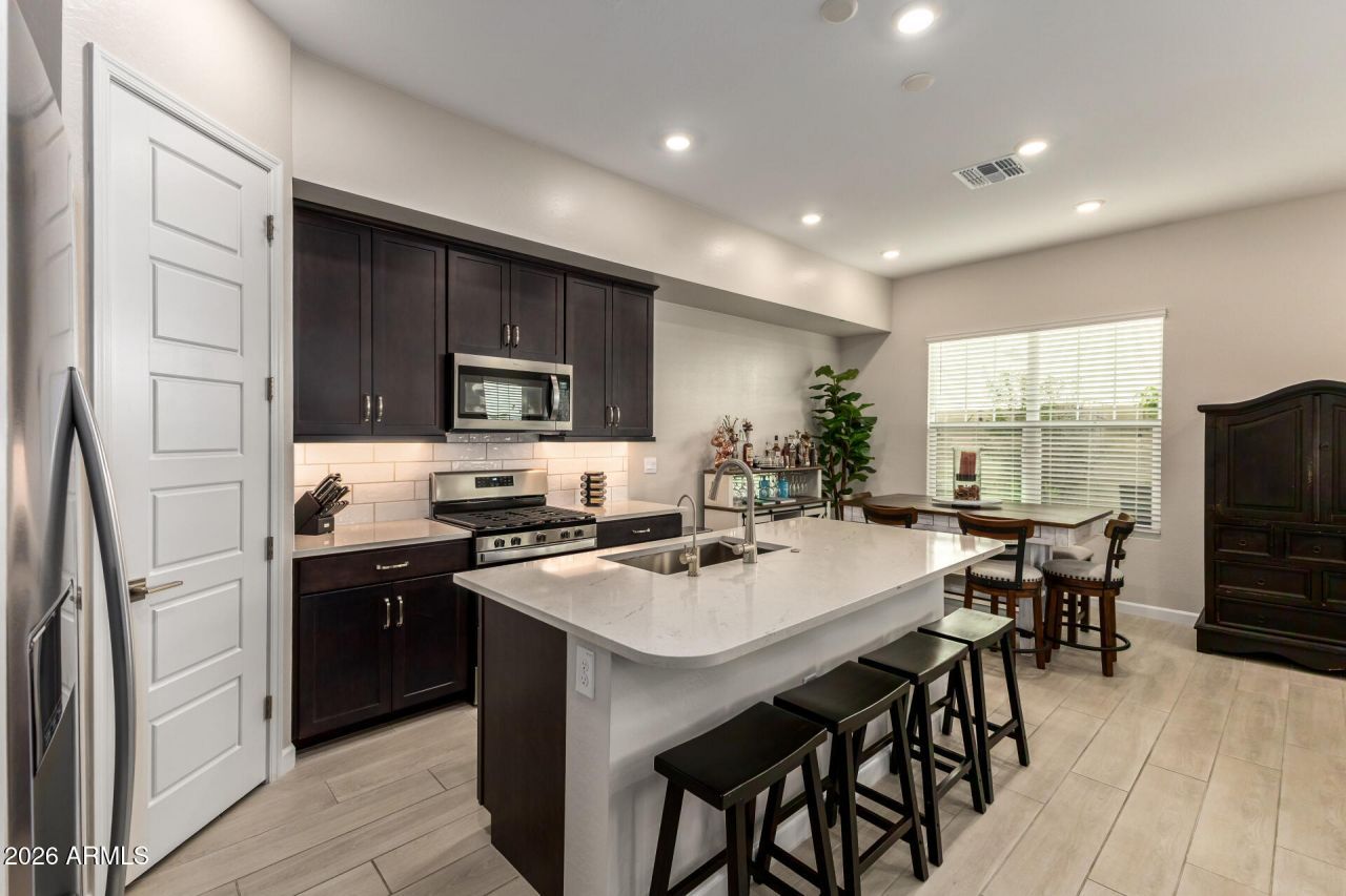 5022 E Hartford Avenue, Scottsdale, AZ 85254 Main Photo