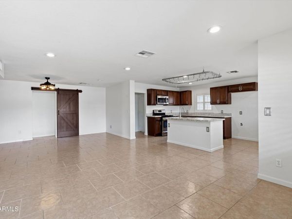 6246 N 23RD Avenue, Phoenix, AZ 85015