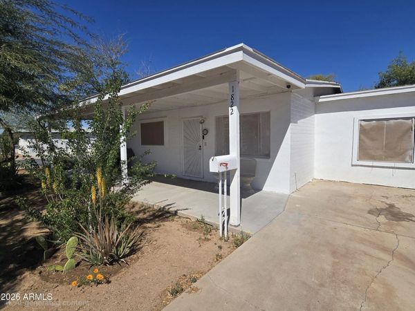 1822 W LYNNE Lane, Phoenix, AZ 85041