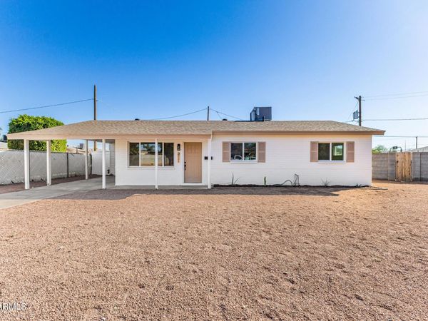 3321 E BELLEVIEW Street, Phoenix, AZ 85008