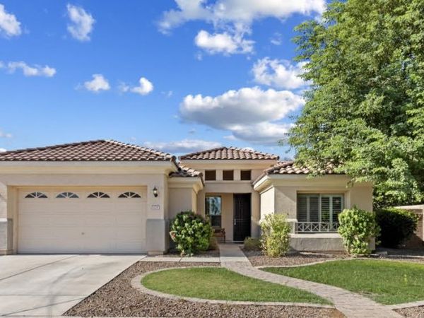 1735 E BARTLETT Place, Chandler, AZ 85249