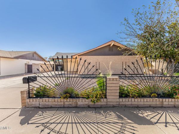 2537 E LA JOLLA Drive, Tempe, AZ 85282