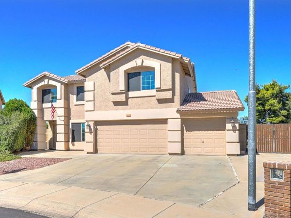 21232 N 31ST Drive, Phoenix, AZ 85027