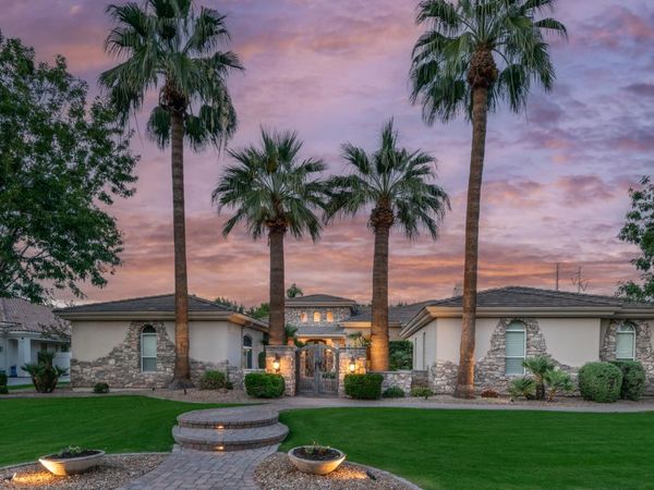 2538 E PAGE Court, Gilbert, AZ 85234