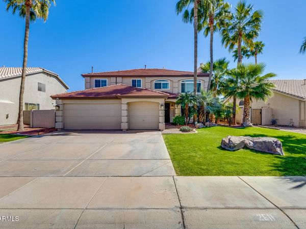2611 E CATCLAW Street, Gilbert, AZ 85296