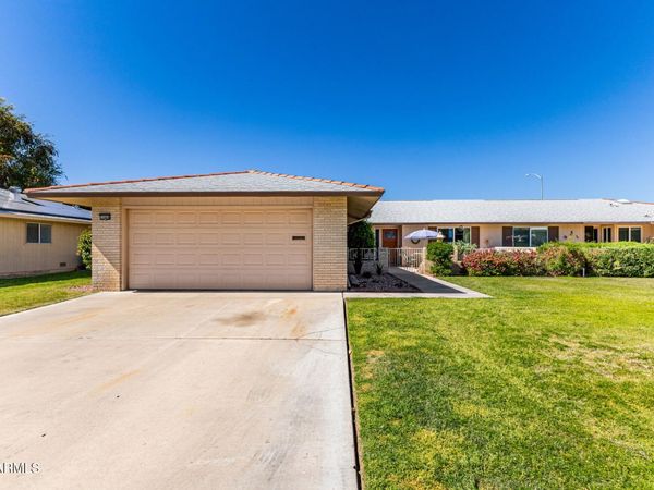 15666 N LAKEFOREST Drive, Sun City, AZ 85351