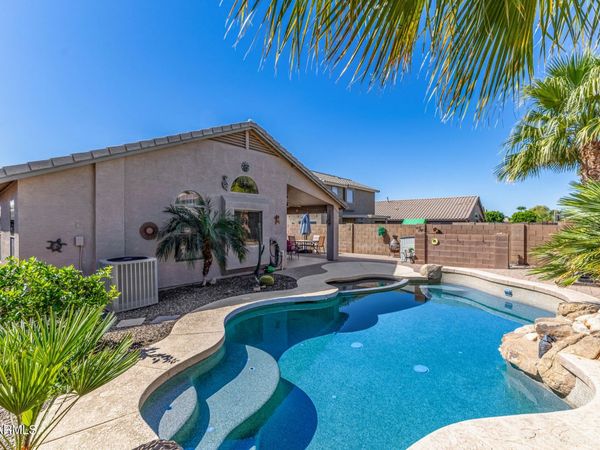 42362 W SPARKS Drive, Maricopa, AZ 85138