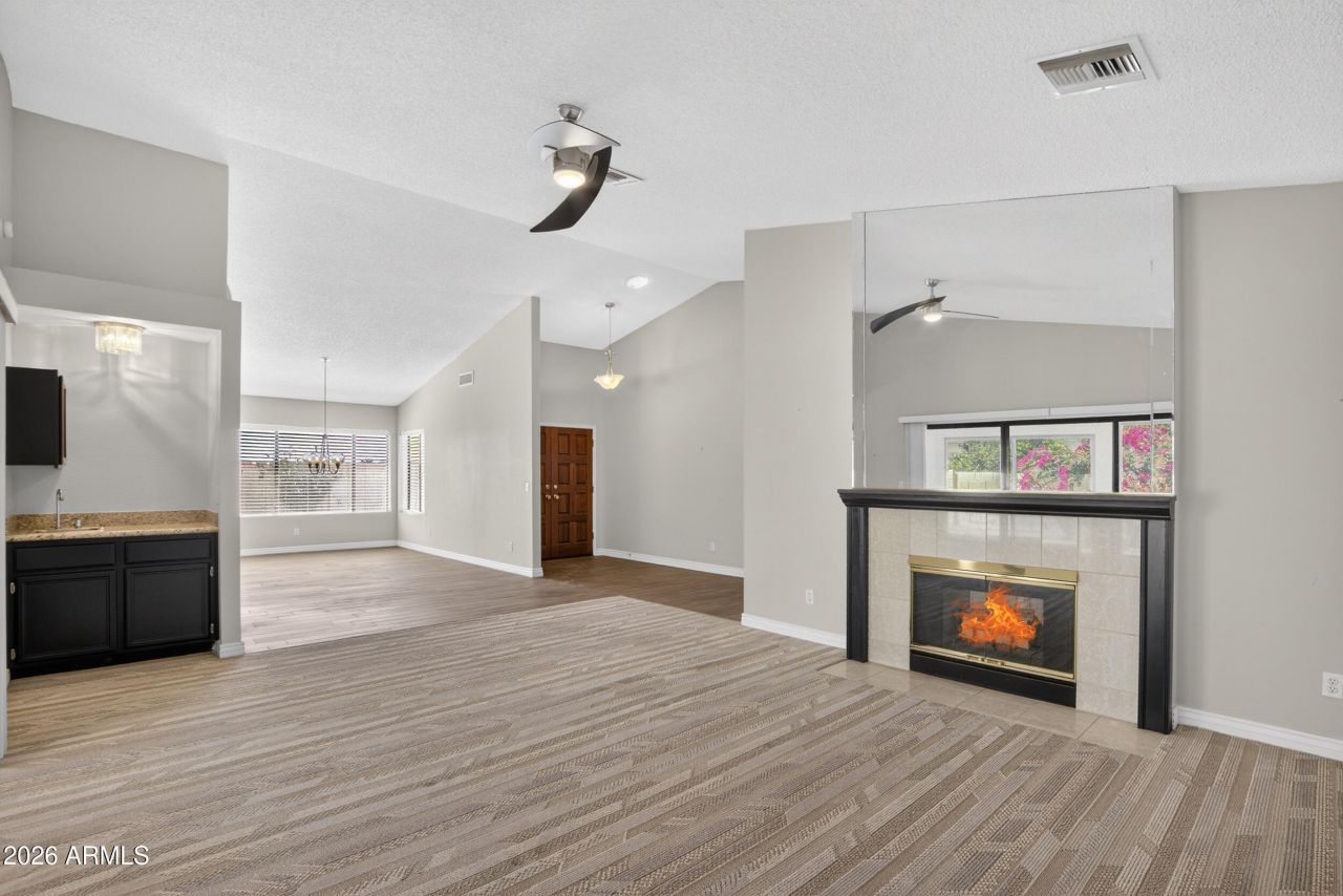 26633 S Queen Palm Court, Sun Lakes, AZ 85248 Main Photo