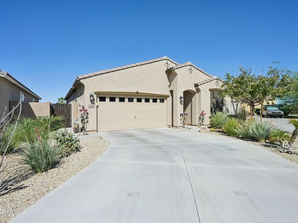 17452 W SPRING Drive, Goodyear, AZ 85338