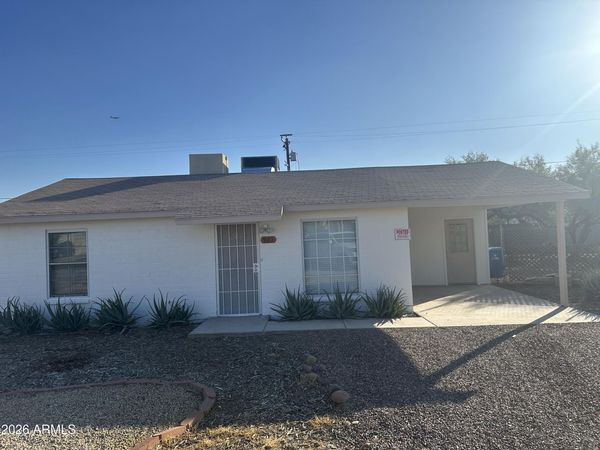 925 E HENRY Street, Tempe, AZ 85288