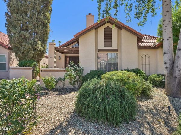 1927 E VELVET Drive, Tempe, AZ 85284