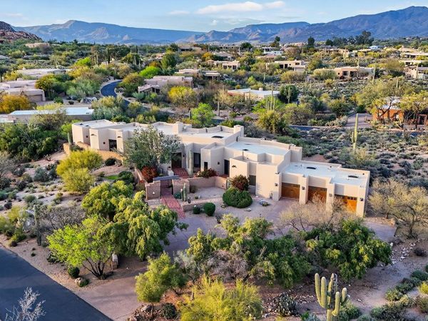 2304 FOX TAIL Trail, Carefree, AZ 85377