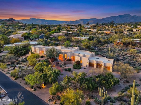 2304 FOX TAIL Trail, Carefree, AZ 85377