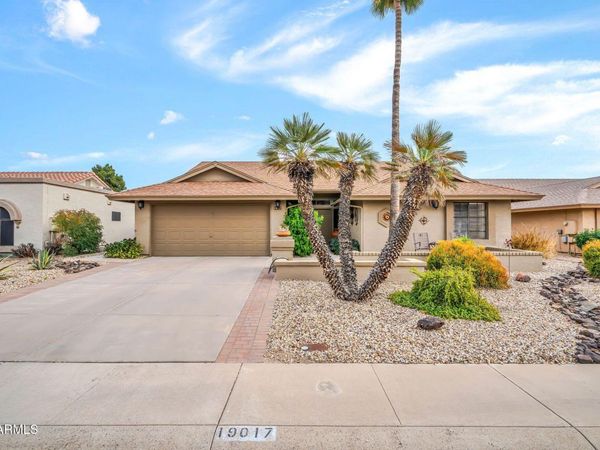 19017 N 96th Avenue, Peoria, AZ 85382