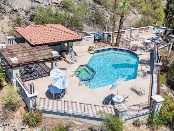 7557 N DREAMY DRAW Drive, Unit 248, Phoenix, AZ 85020