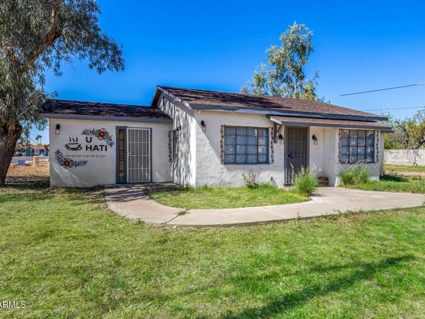 1106 N CENTER Street, Mesa, AZ 85201