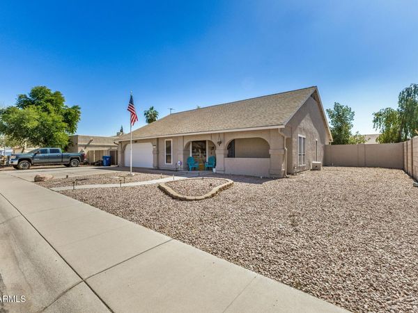 1505 W CHEYENNE Drive, Chandler, AZ 85224