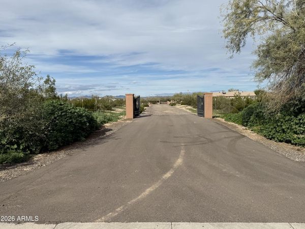 17550 W DYNAMITE Boulevard, Unit 3A, Surprise, AZ 85387