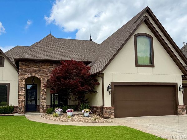 2707 E 138th Street S, Bixby, OK 74008