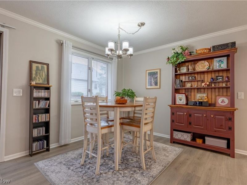 144 Holl Road NE, Unit B, North Canton, OH 44720 Photo 12