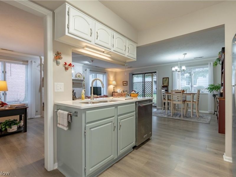 144 Holl Road NE, Unit B, North Canton, OH 44720 Photo 16